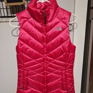 North Face Women's Pink Puffy 550 Vest
